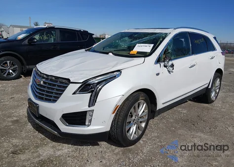 2017 Cadillac Xt5 Platinum z USA, uszkodzony, nr VIN 1GYKNFRS1HZ192595